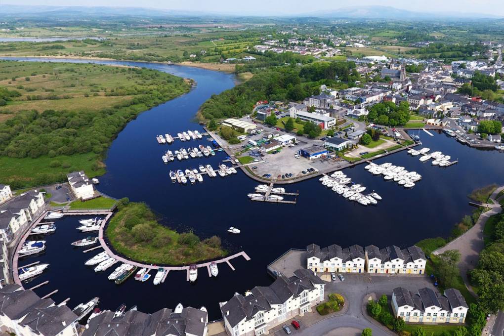 Carrick-on-Shannon (Nicols)