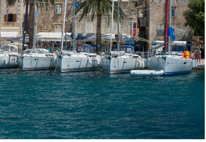 Aten, Alimos Marina (Greek Isles Yachting)