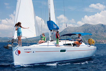 Hyr en Jeanneau 36i med Seatravel